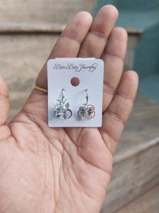 Butterfly stone Earring.