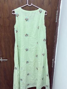 Embroidered Tie-Neck Cotton Kurta