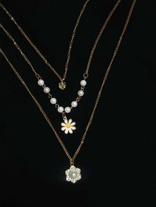Layered Daisy & Pearl Necklace
