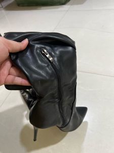 Chic Black Faux Leather Thigh-High Boots
