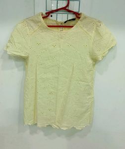 schiffli yellow top