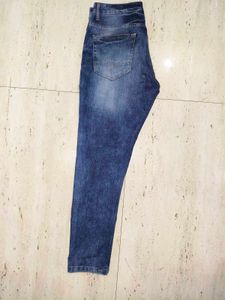 👖✨ Trendy Blue Denim Jeans for Girls 💙