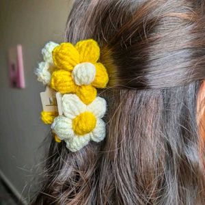 Flower Claw Hair Clip