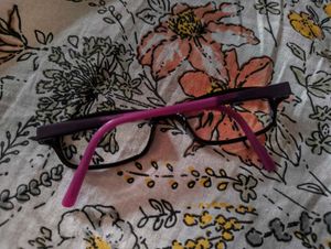 Stylish Purple &amp; Black Eye Frame