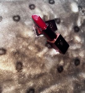 Too faced Lipstick - Triple fudge