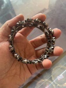 Elegant Flower Design Bangles