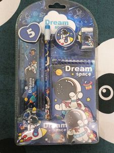 Dream Space Stationery Set