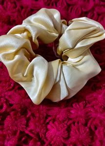 Scrunchie &amp; Headband Set