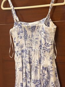 Chic Blue Floral Midi Dress