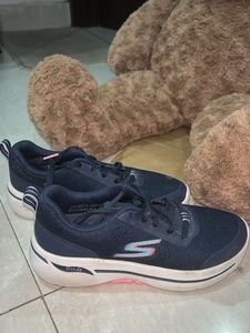 UK 2 Skechers Arch Fit Women's Sneakers