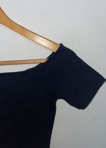 XS H&amp;M Black Off-the-Shoulder Top