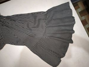off shoulder top (Price Negotiable )
