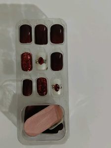 Chic Burgundy & Glitter Press-On Nails