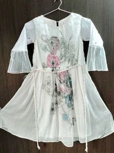 💖 Beautiful Floral Print White Dress 🎀