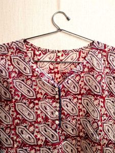 Red &amp; White Paisley Print Kurta Top