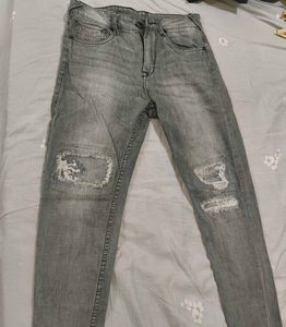 Stylish Grey Distressed Jeans