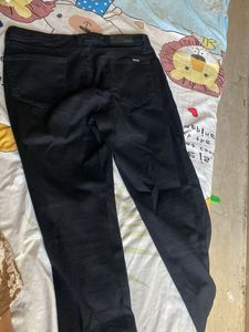 Black Skinny Fit Jeans