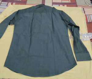 Men's Classic Button-Down Shirt