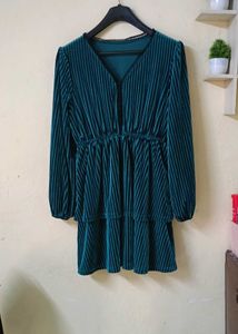Elegant Teal Velvet Tiered Mini Dress