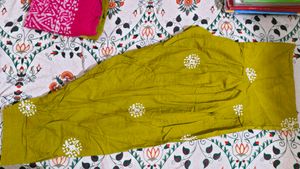 Green Kurta Set with Pink Print