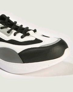 Stylish Black &amp; White Chunky Sneakers