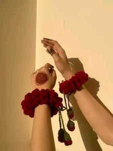 White Flower Hair Garland
