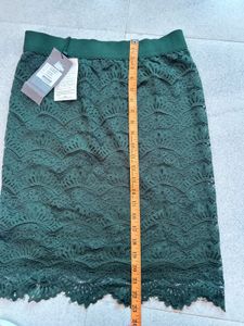 Elegant Emerald Green Lace Pencil Skirt