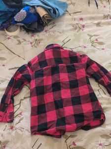 Red &amp; Black Plaid Button-Up Shirt