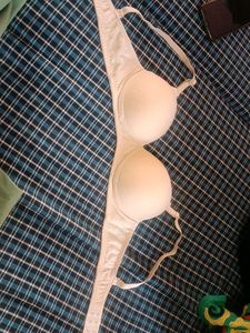 Unused New Bra Havelly Padded