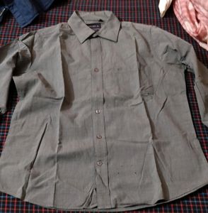 Men's Shirt In Good Condition