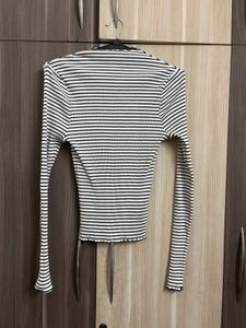 39 H&amp;M STRIPPED LONG SLEEVES
