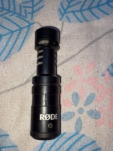 Rode Deadcat Windscreen &amp; Mount