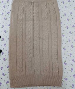 Cozy Cable Knit Midi Skirt