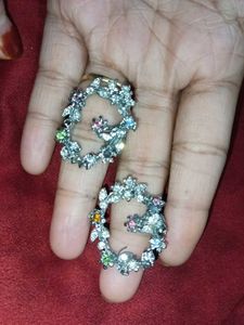 Stunning Rhinestone Floral Ring
