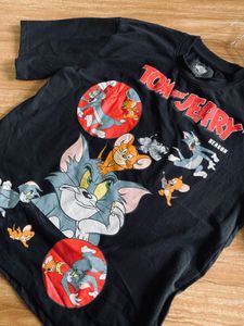 Tom and Jerry Graphic T-Shirt