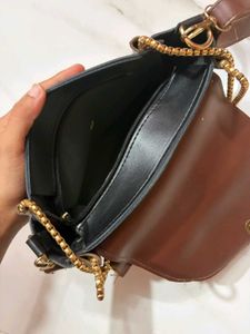 Chic Two-Tone Crossbody Bag