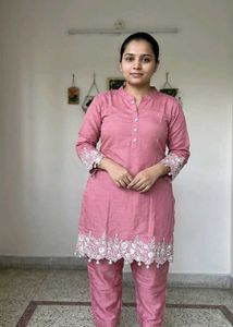 Chic Pink Kurta Set with White Embroidery