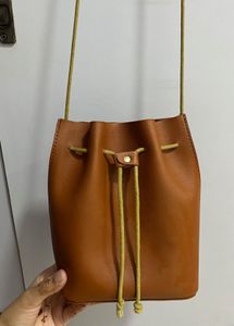 Stylish Tan Leather Bucket Bag