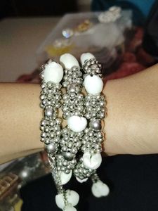Bohemian Beaded Bracelet with Shells