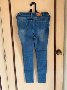 Levi’s Blue Skinny Fit Jeans