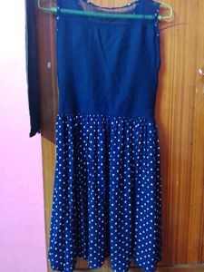 Chic Blue &amp; White Polka Dot Dress