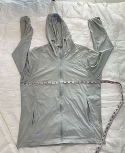 Lightweight Grey Stretchable Hooded Jacket