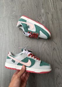 NIKE SB DUNK FOR GIRLS