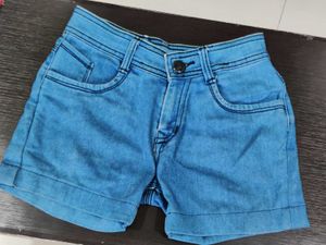 Tshirt and( shorts free)