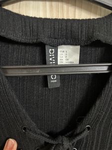 16 H&amp;M Ribbed Lace-Up Dress