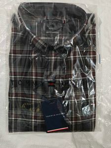 Tommy Hilfiger Plaid Button-Down Shirt