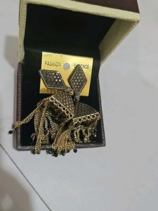 earring