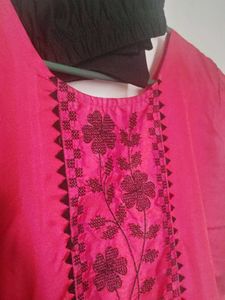 Vibrant Pink Kurta Set with Floral Embroidery