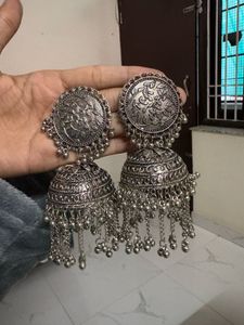 4 pair Earrings