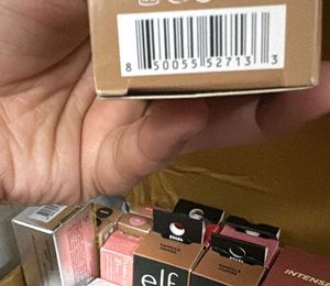 Glowy Lip Tint - Sheer Berry Shade